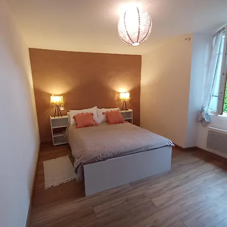 D'hotes Millau Apartment *